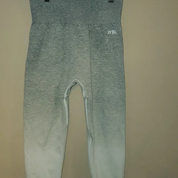 AYBL Pulse Ombré Seamless Leggings Size S - Picture 4 of 9